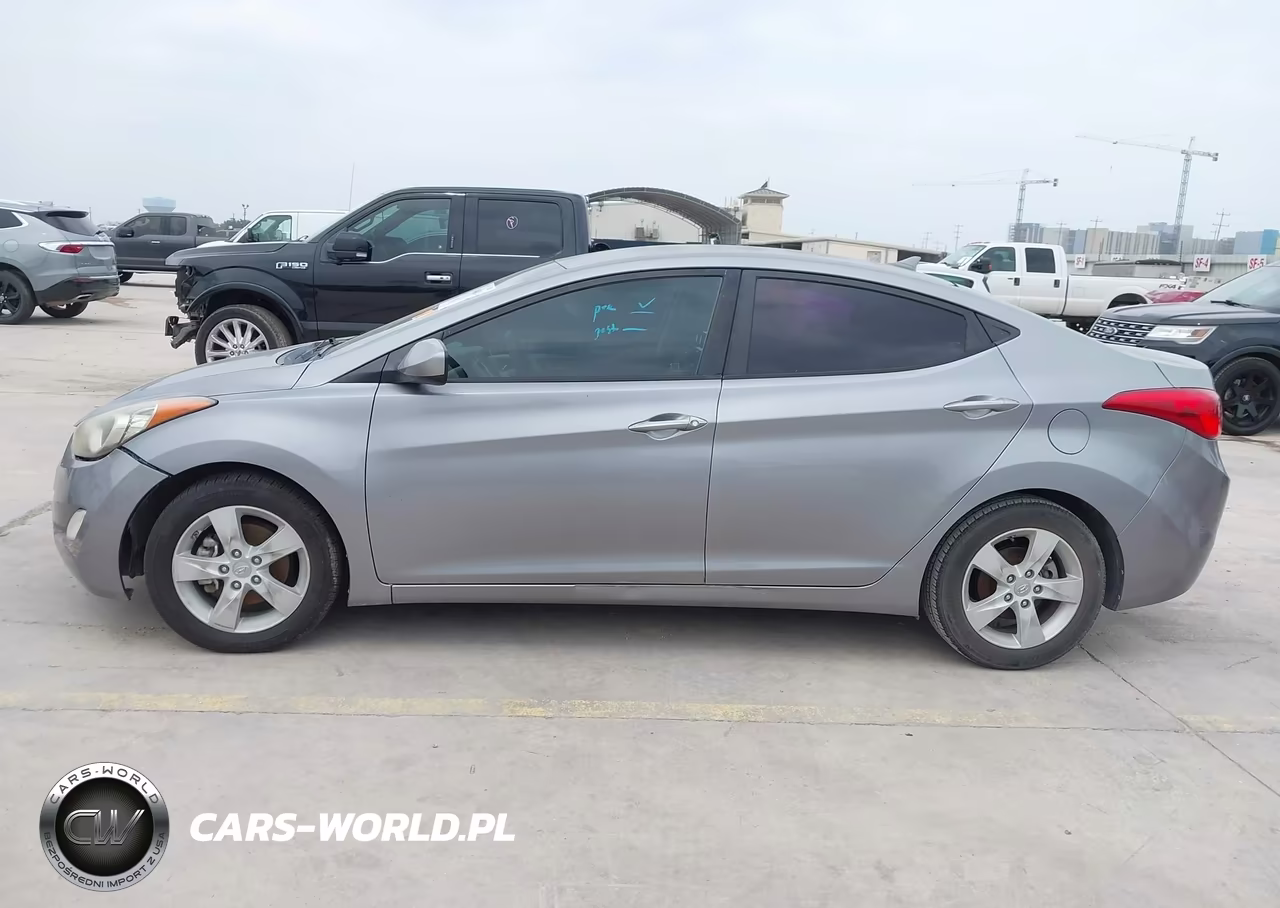 2013 Hyundai Elantra Gls-Limited VIN:KMHDH4AE0DU498335 - 15