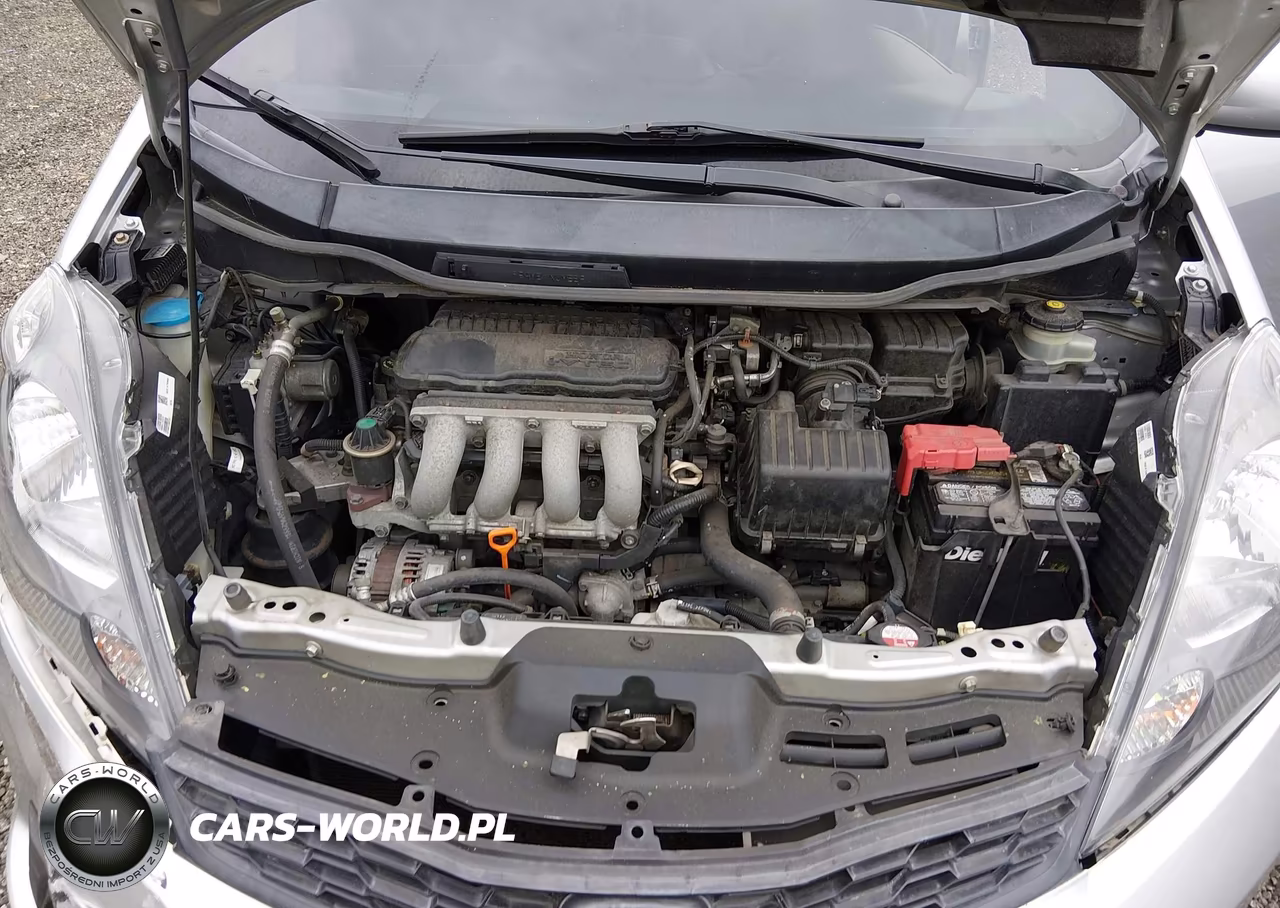 2013 Honda Fit Sport VIN:JHMGE8H59DC021267 - 10