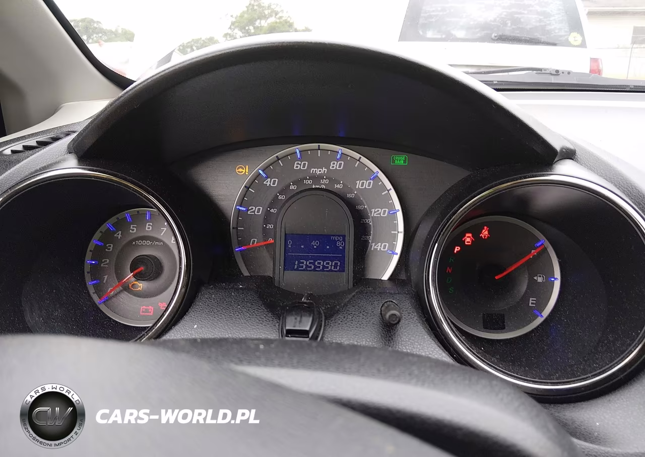 2013 Honda Fit Sport VIN:JHMGE8H59DC021267 - 7