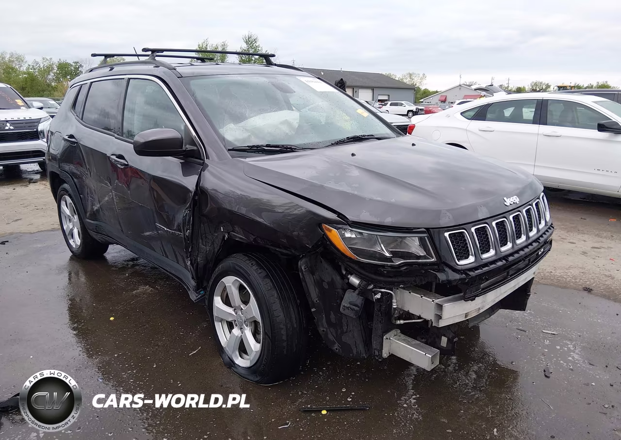 2019 Jeep Compass Latitude 4X4 – zdjęcie 1 z 17