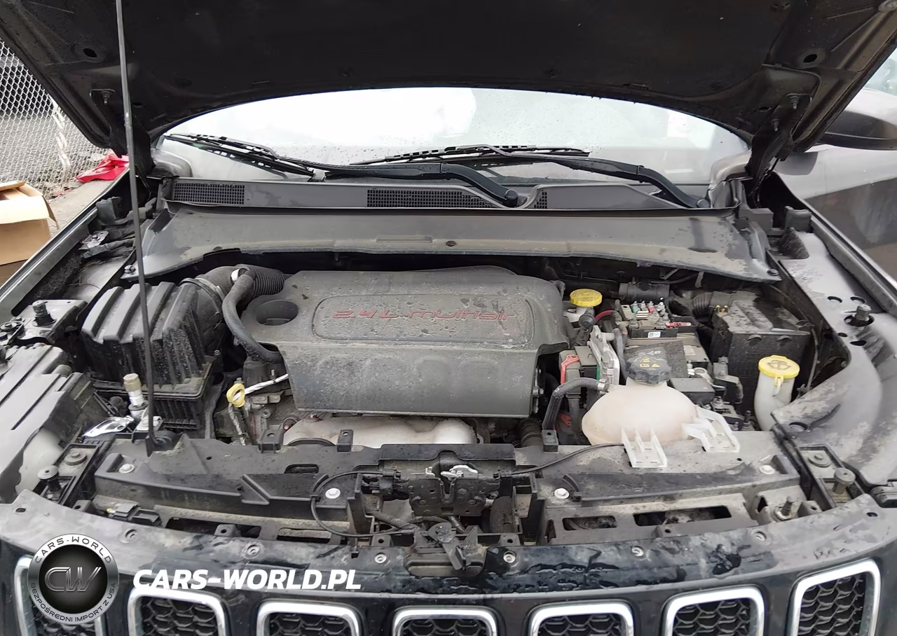 2019 Jeep Compass Latitude 4X4 VIN:3C4NJDBB2KT734668 - 10