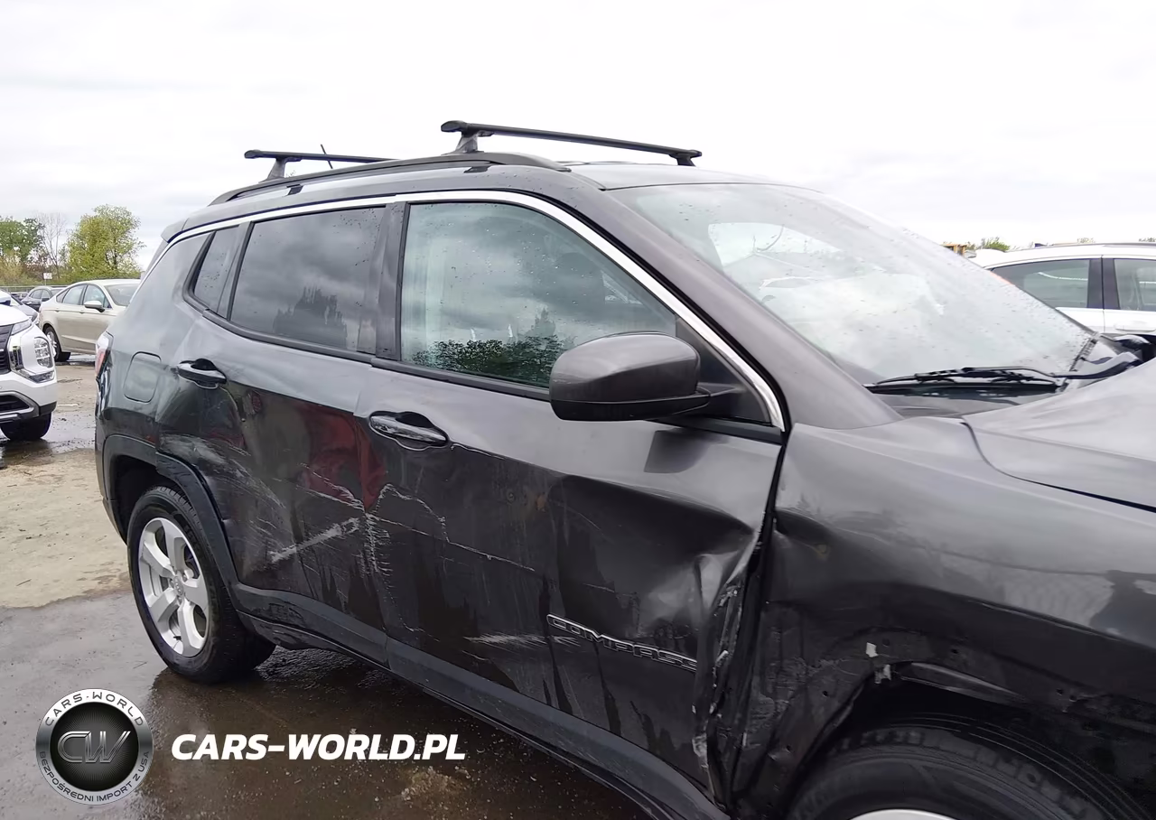 2019 Jeep Compass Latitude 4X4 VIN:3C4NJDBB2KT734668 - 14