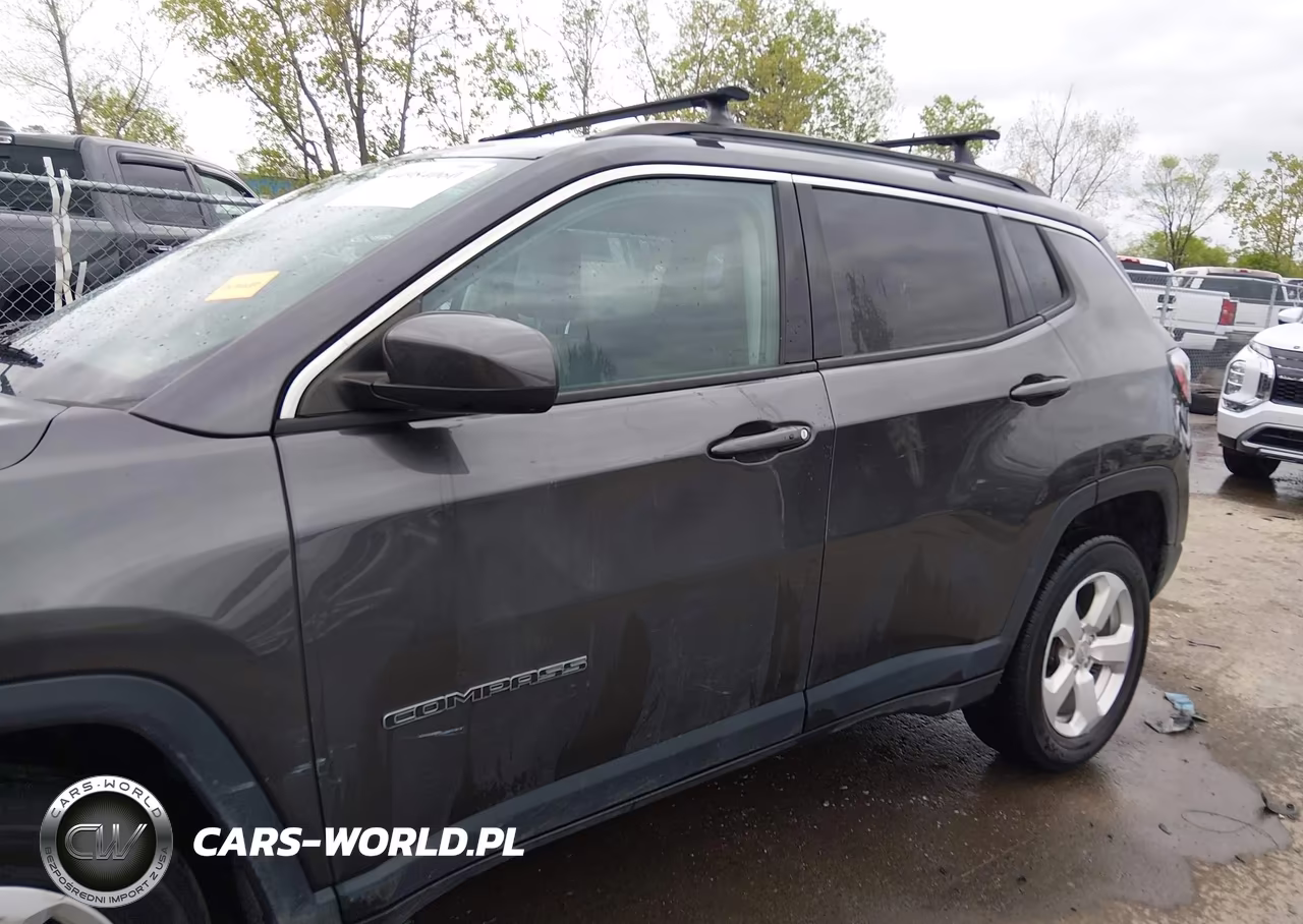 2019 Jeep Compass Latitude 4X4 VIN:3C4NJDBB2KT734668 - 15