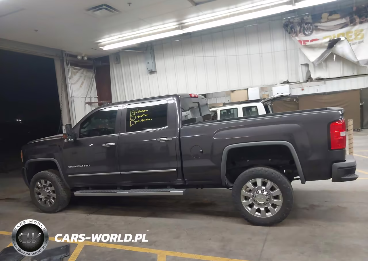 2015 GMC Sierra 2500Hd Denali VIN:1GT120E81FF643685 - 14