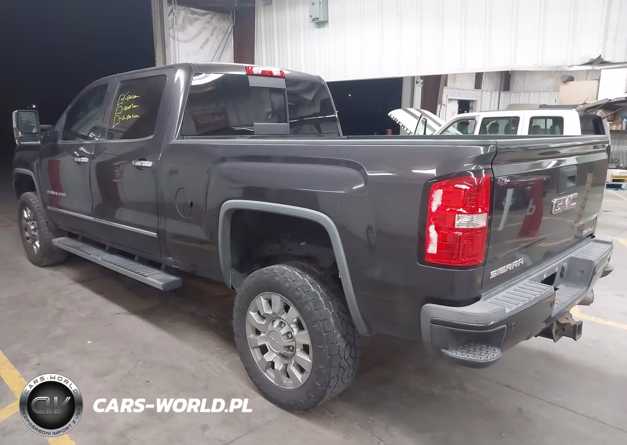 2015 GMC Sierra 2500Hd Denali VIN:1GT120E81FF643685 - 3