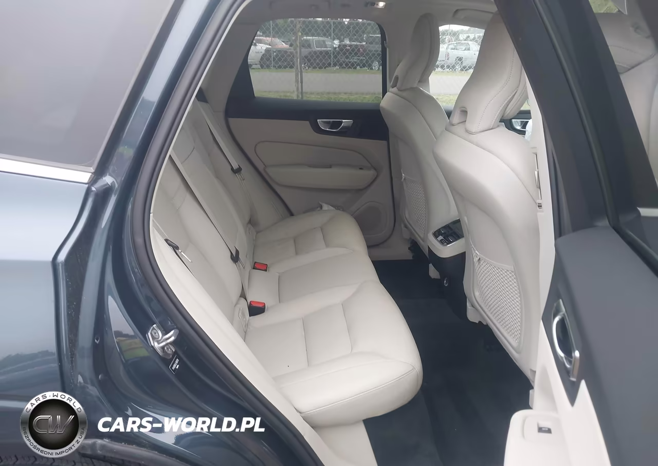 2020 Volvo Xc60 T5 Inscription VIN:YV4102RL0L1590709 - 8