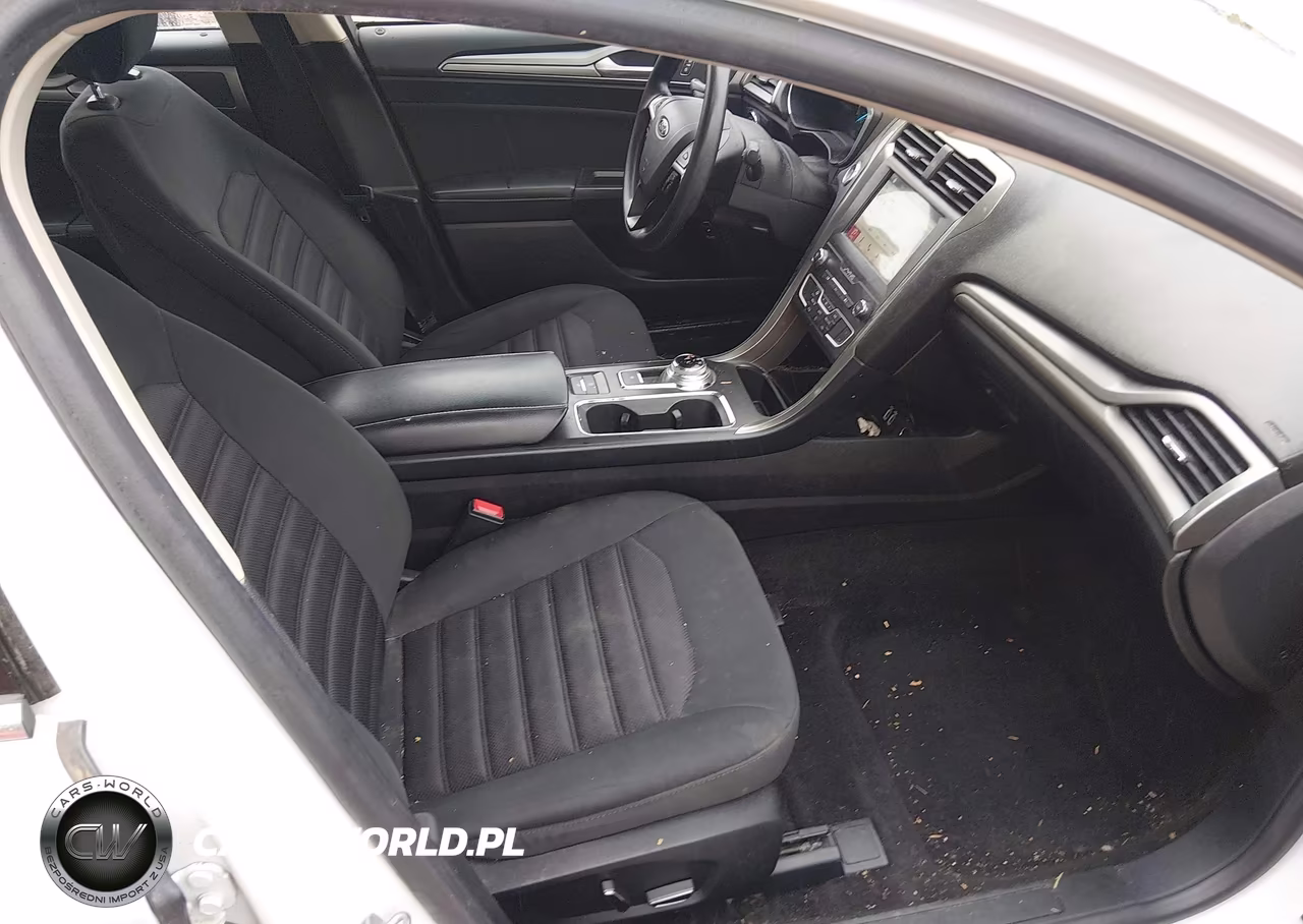 2019 Ford Fusion Hybrid Se VIN:3FA6P0LU8KR119542 - 5