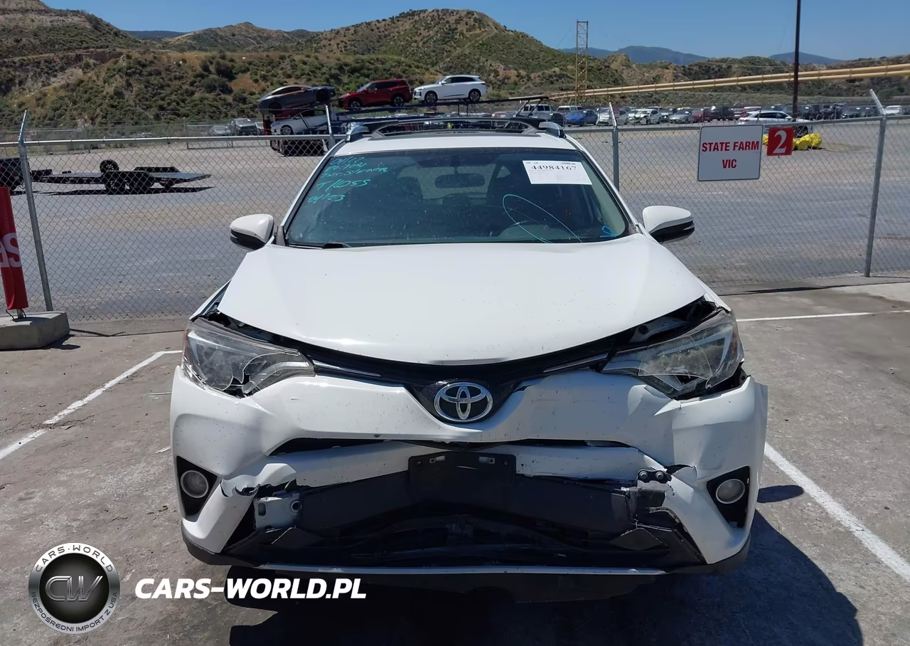 2016 Toyota Rav4 Xle VIN:JTMWFREV0GJ084407 - 12