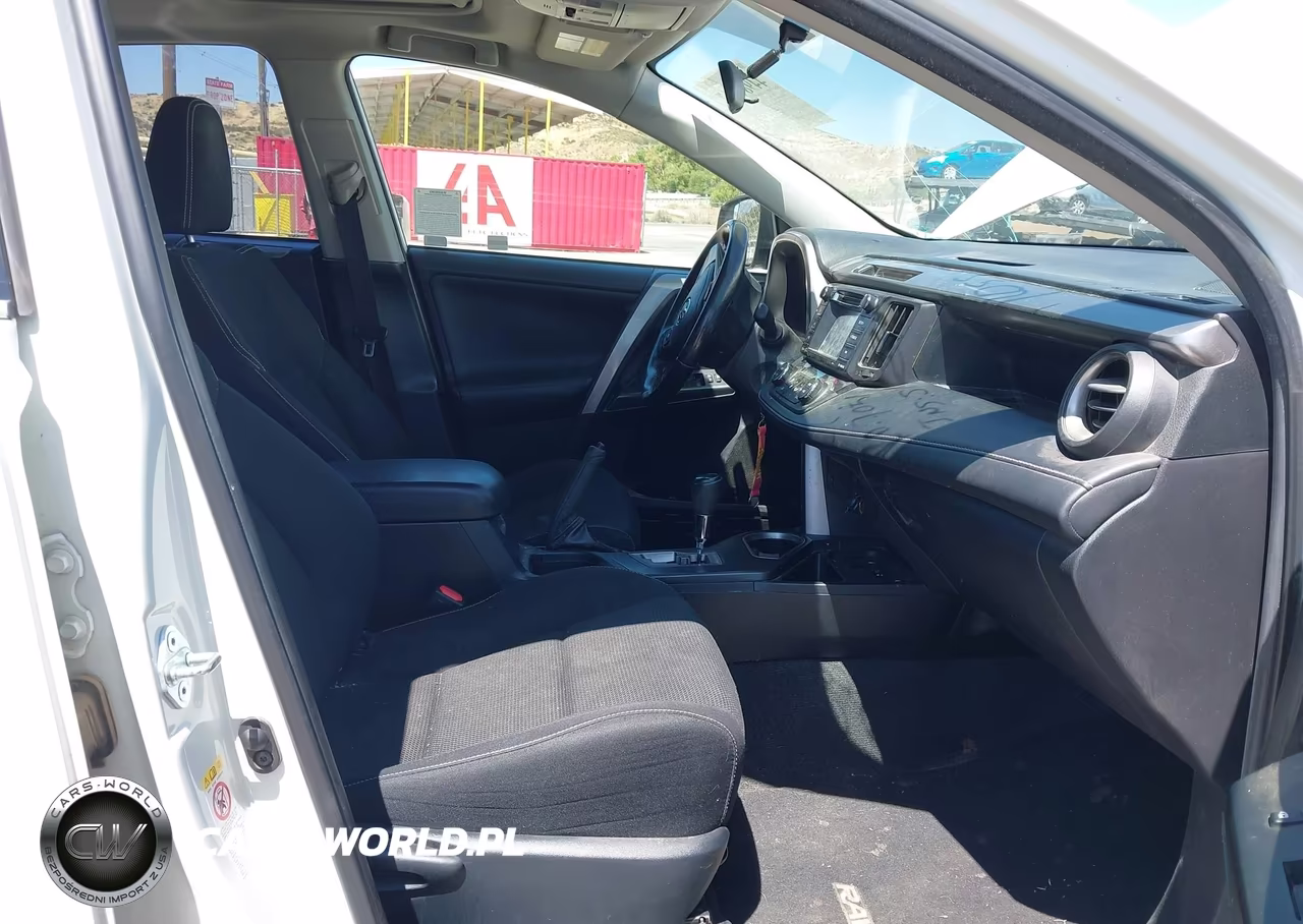 2016 Toyota Rav4 Xle VIN:JTMWFREV0GJ084407 - 5