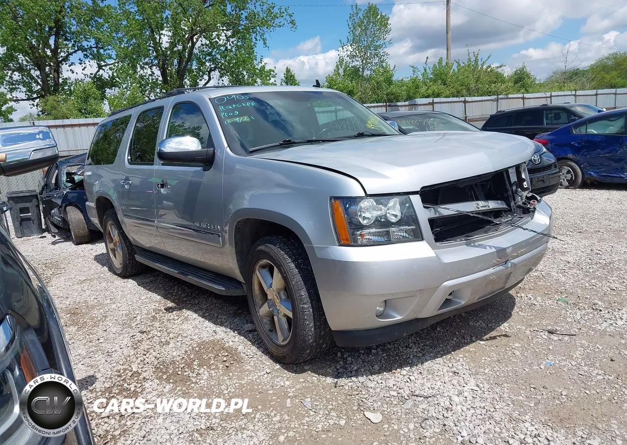 2013 Chevrolet Suburban 1500 Ltz – zdjęcie 1 z 17
