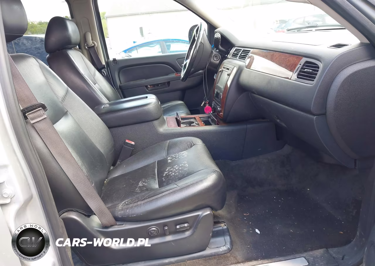 2013 Chevrolet Suburban 1500 Ltz VIN:1GNSKKE70DR216900 - 5