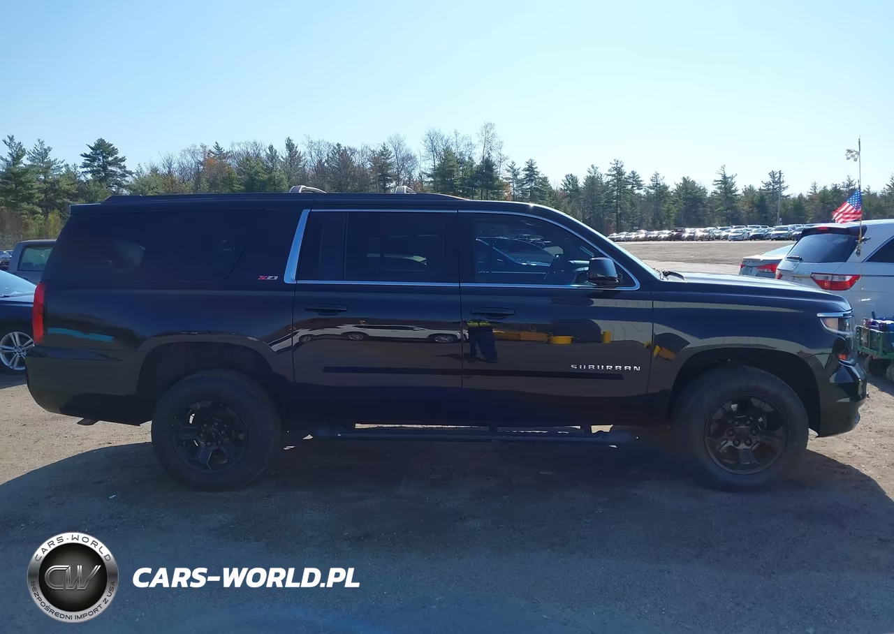 2017 Chevrolet Suburban Lt VIN:1GNSKHKC9HR394556 - 13
