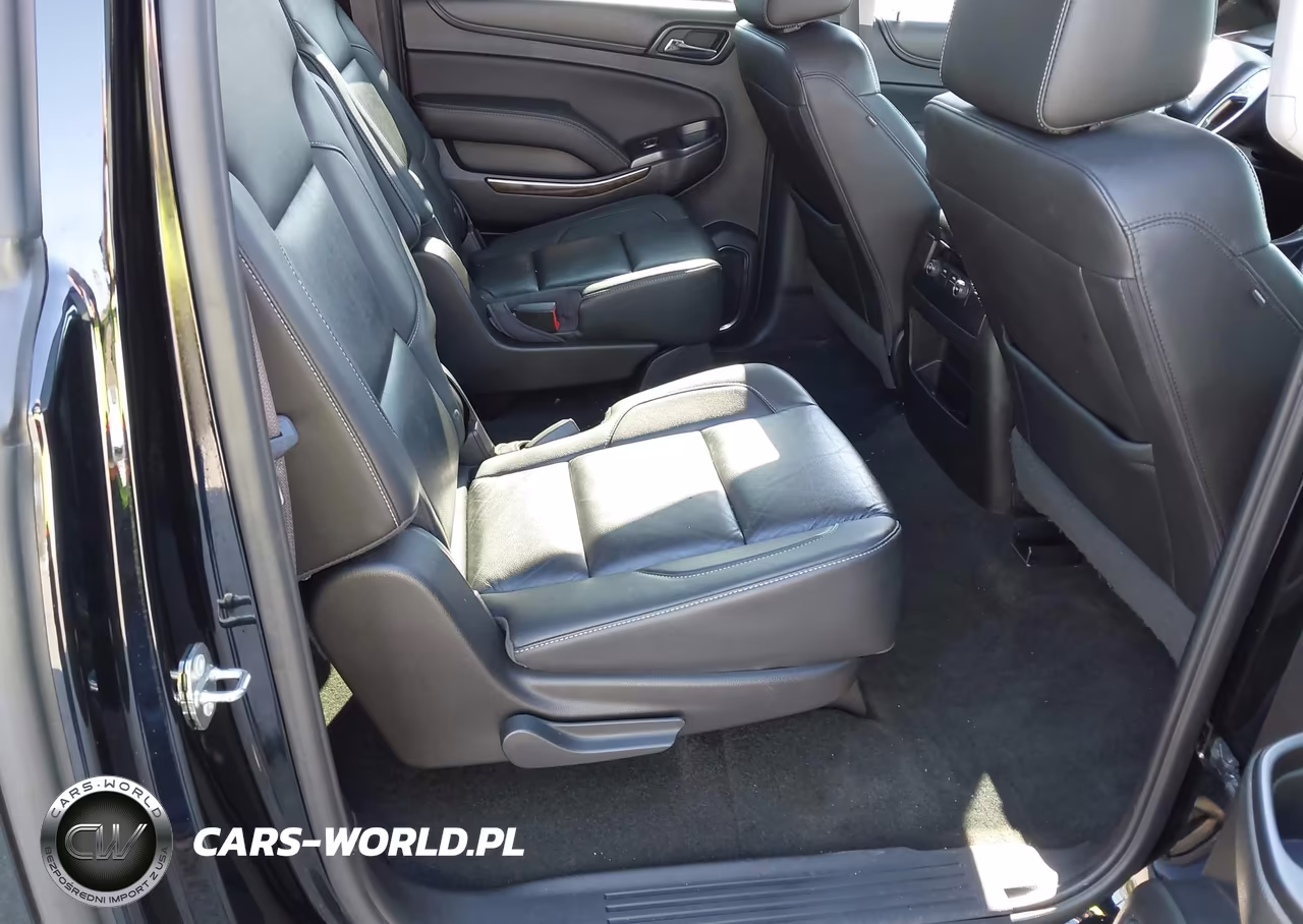 2017 Chevrolet Suburban Lt VIN:1GNSKHKC9HR394556 - 8