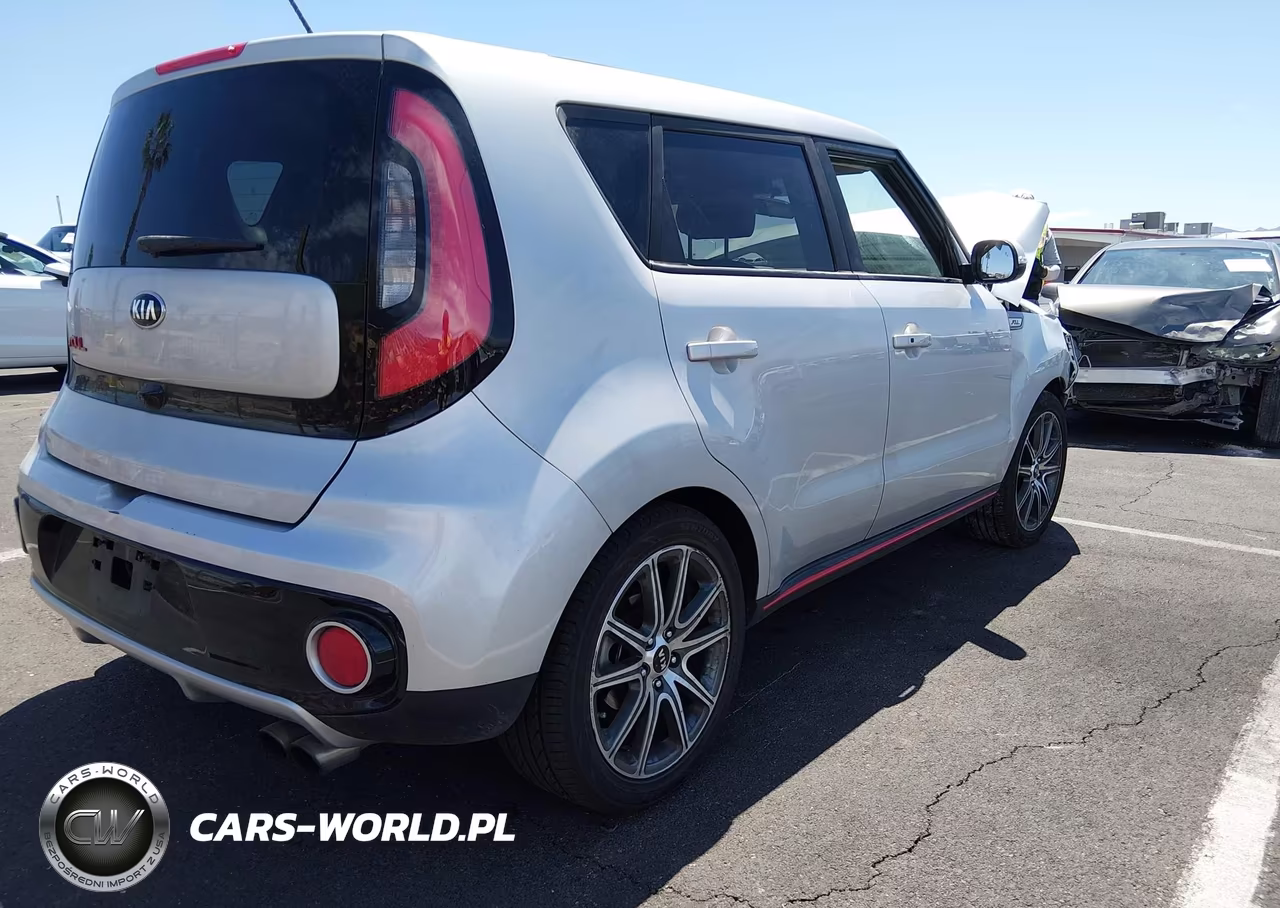 2018 Kia Soul ! VIN:KNDJX3AA2J7533243 - 4