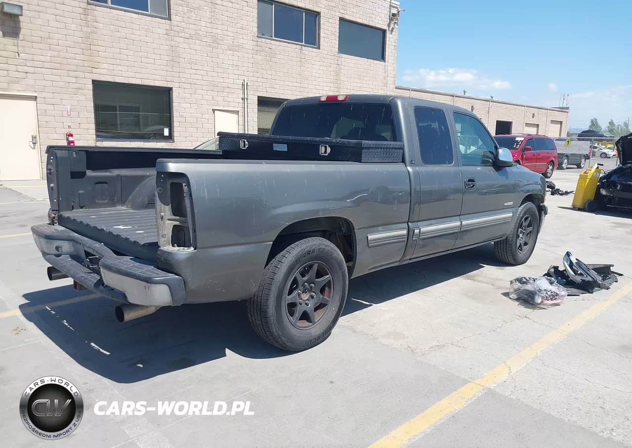 2002 Chevrolet Silverado 1500 Ls VIN:2GCEC19V921241774 - 4