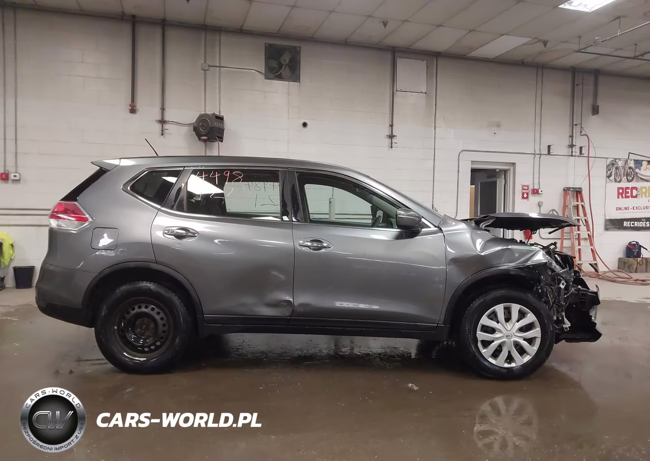 2015 Nissan Rogue S VIN:KNMAT2MV1FP534797 - 13
