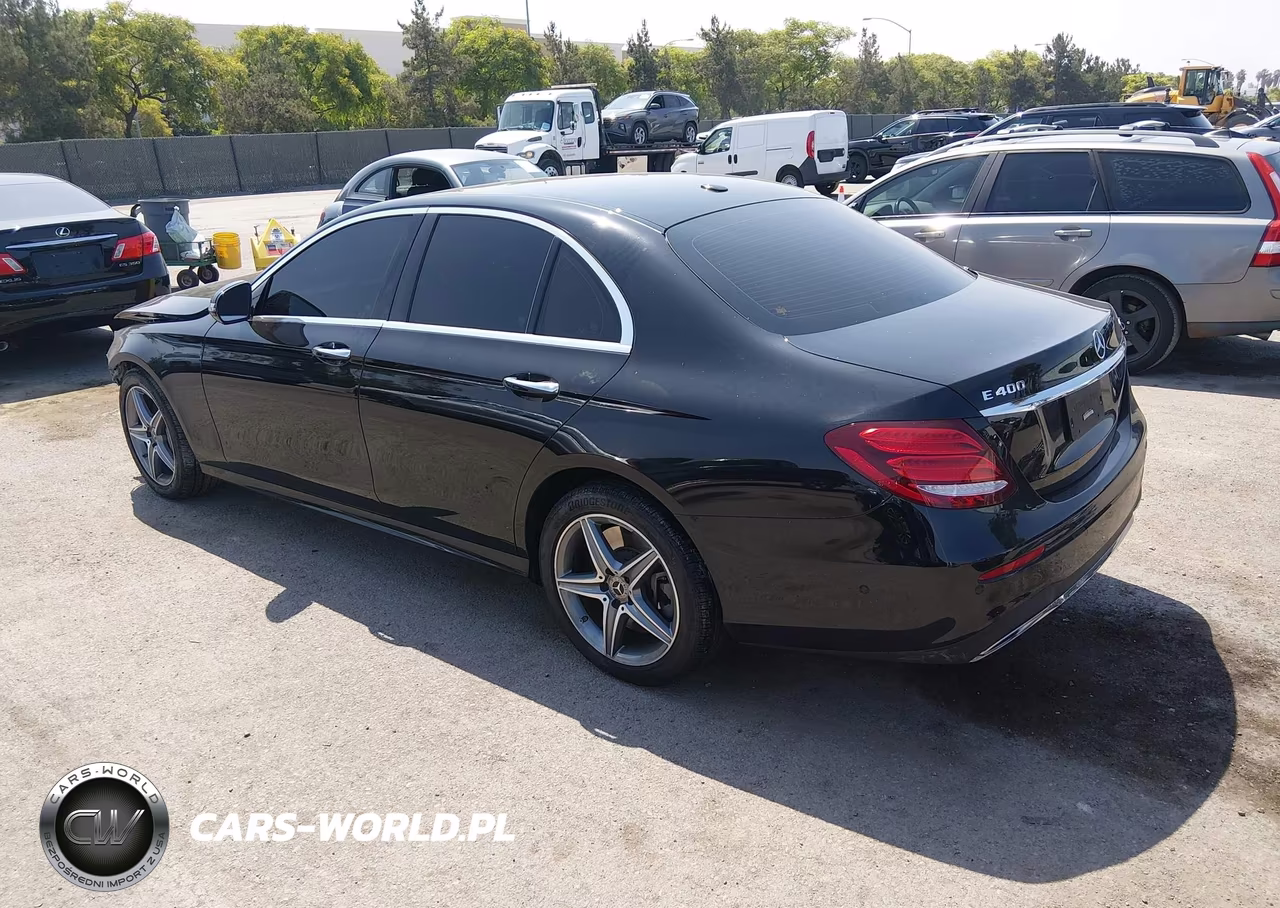 2018 Mercedes-Benz E 400 4Matic VIN:WDDZF6GB8JA430893 - 3