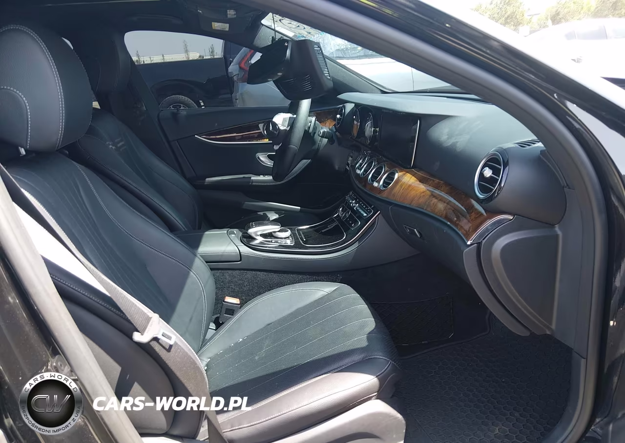 2018 Mercedes-Benz E 400 4Matic VIN:WDDZF6GB8JA430893 - 5