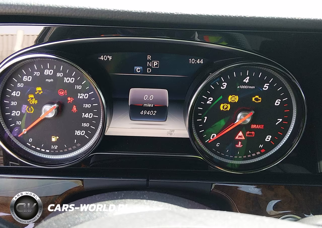 2018 Mercedes-Benz E 400 4Matic VIN:WDDZF6GB8JA430893 - 7