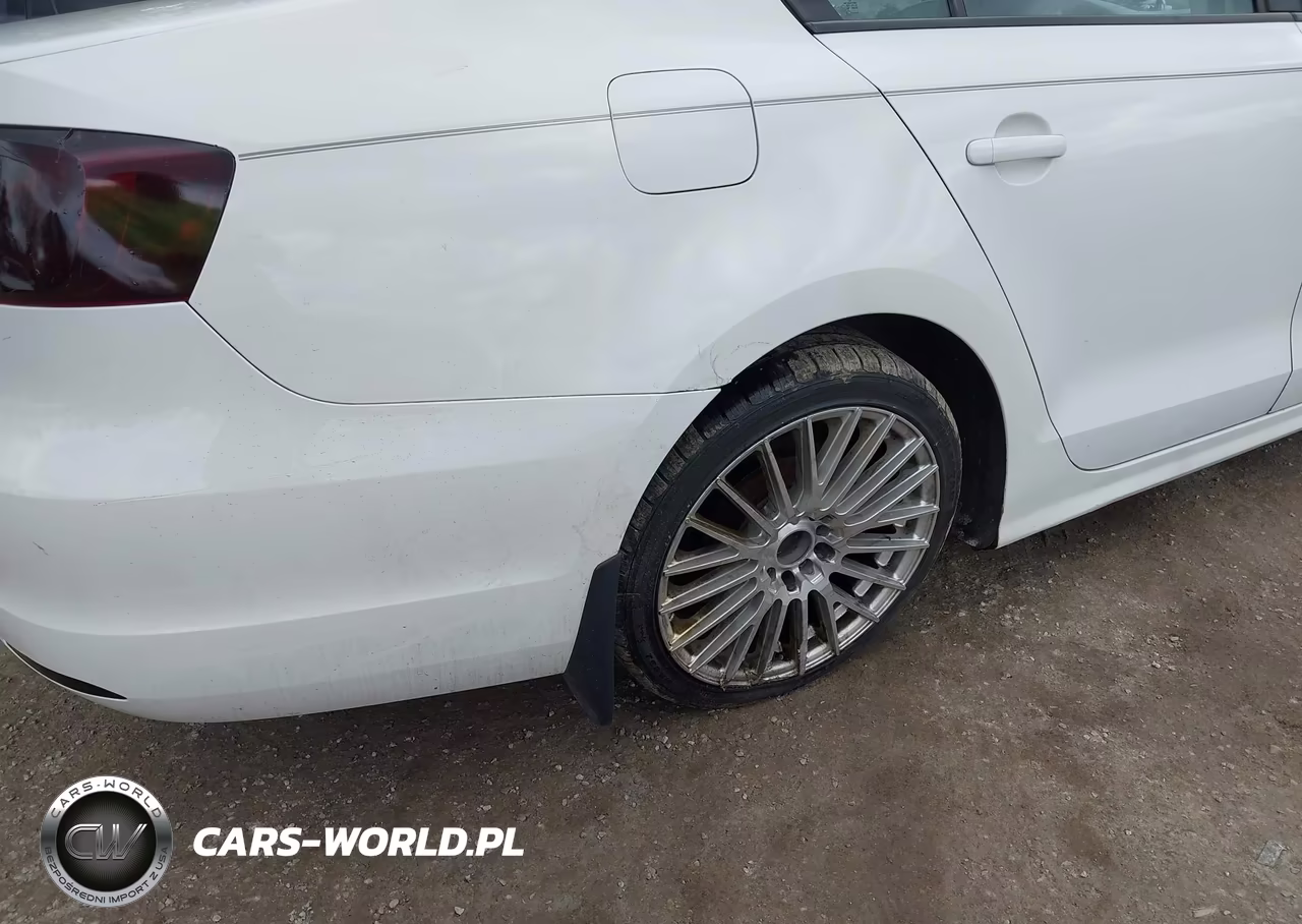 2011 Volkswagen Jetta 2.0L S VIN:3VW1K7AJ2BM068294 - 17