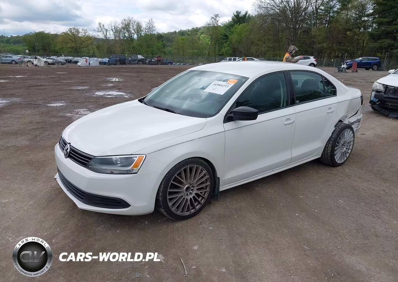 2011 Volkswagen Jetta 2.0L S VIN:3VW1K7AJ2BM068294 - 2