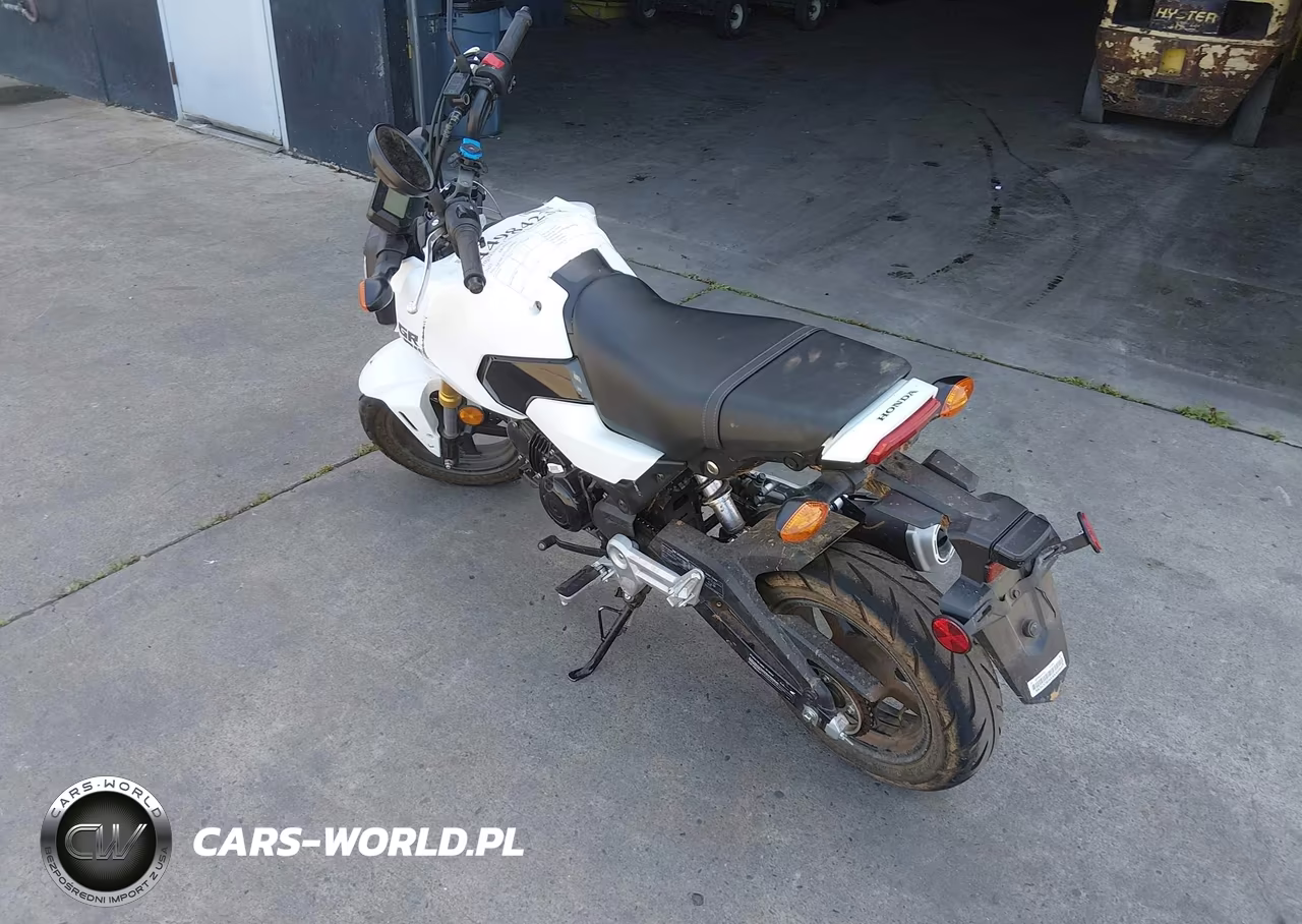 2025 Honda Grom A VIN:MLHJC925XS5300902 - 3