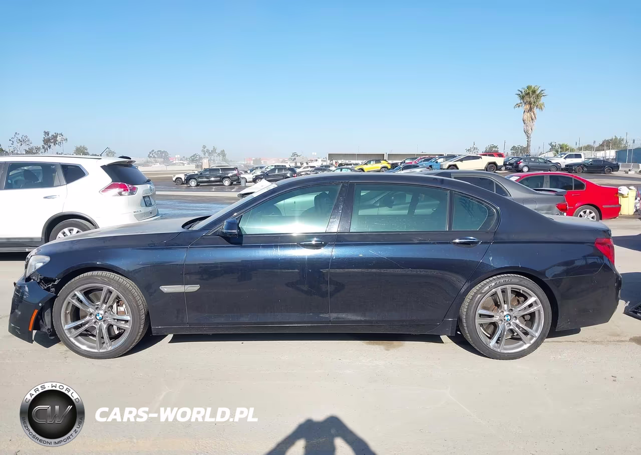 2013 BMW 750Li xDrive VIN:WBAYF8C59DD140163 - 14