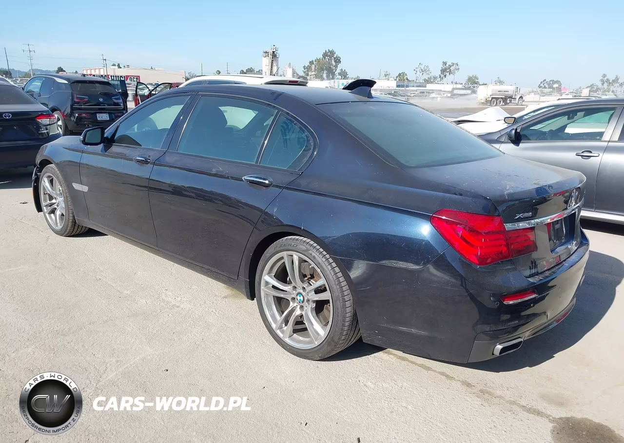 2013 BMW 750Li xDrive VIN:WBAYF8C59DD140163 - 3