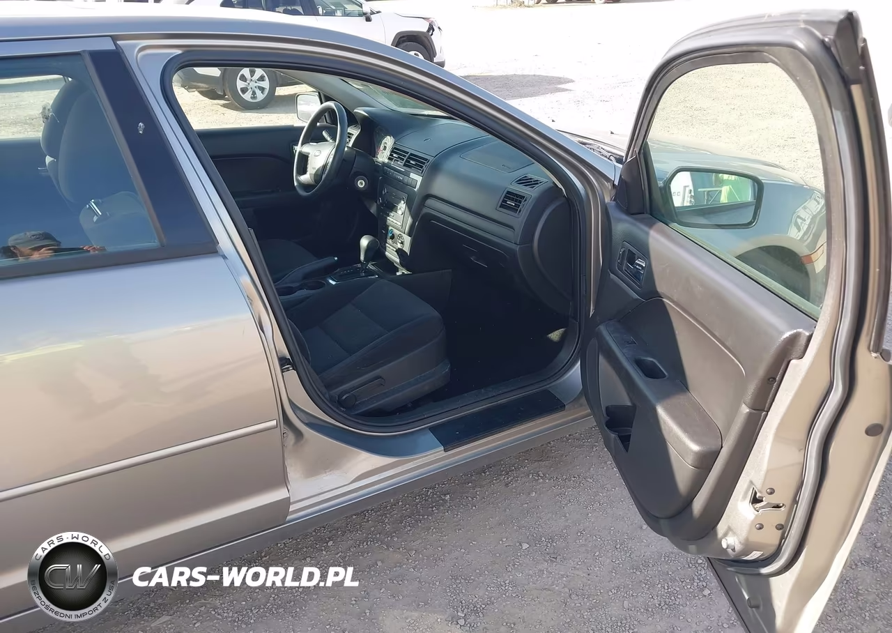 2009 Ford Fusion Se VIN:3FAHP07109R135558 - 5