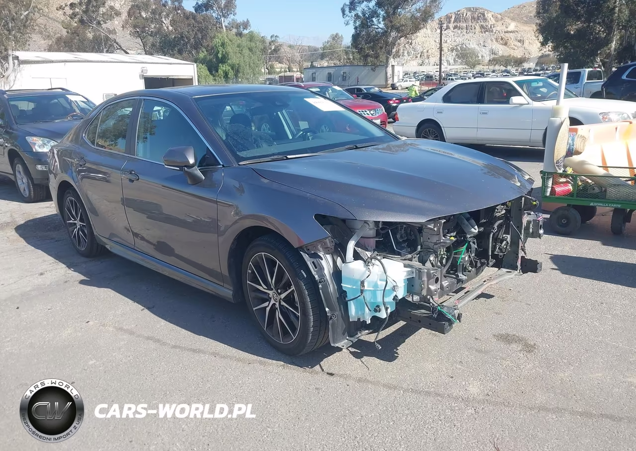 2022 Toyota Camry Se