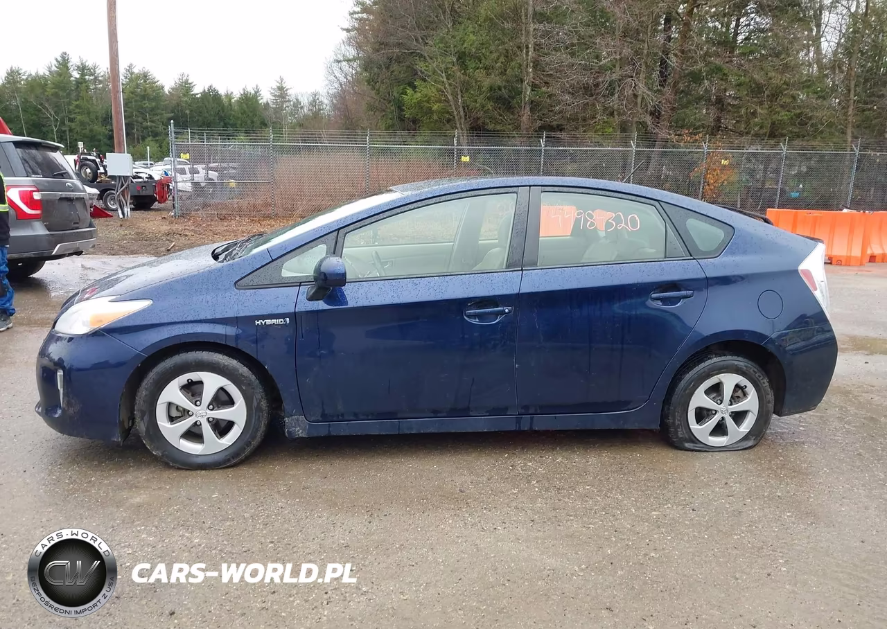 2012 Toyota Prius Two VIN:JTDKN3DU7C0333972 - 14