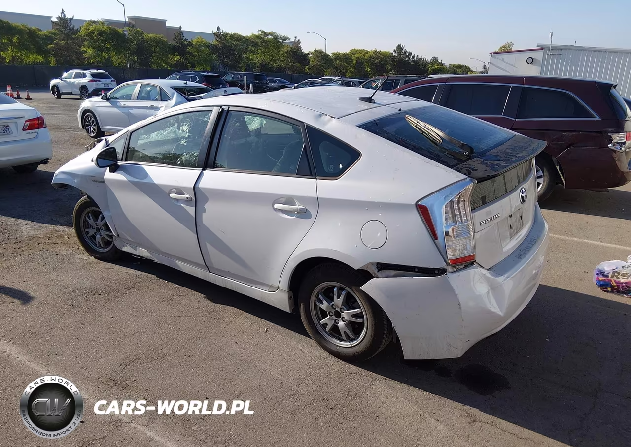 2011 Toyota Prius Two VIN:JTDKN3DU2B0249444 - 3