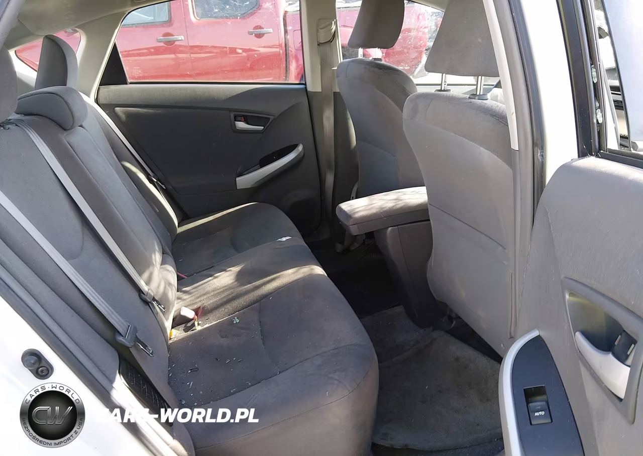 2011 Toyota Prius Two VIN:JTDKN3DU2B0249444 - 8