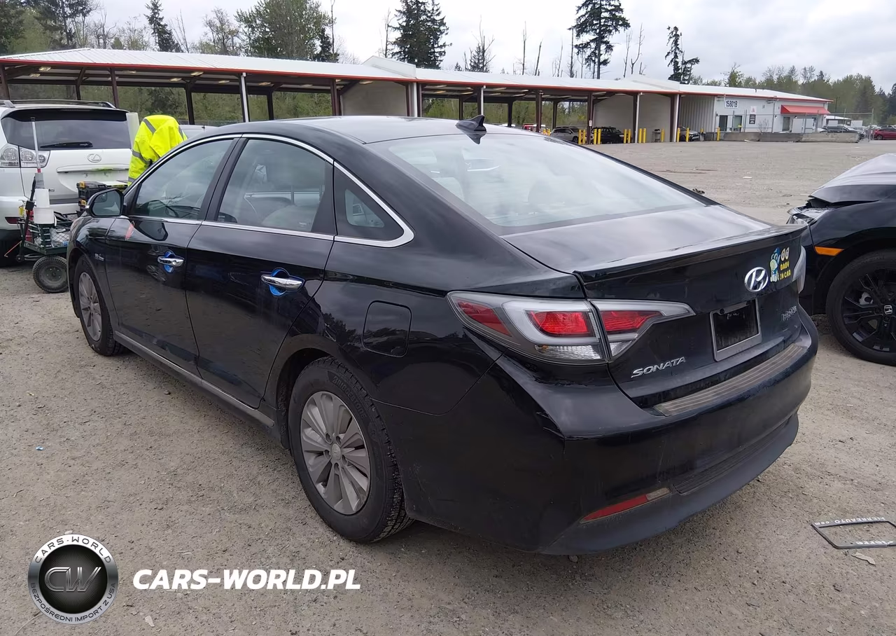 2016 Hyundai Sonata Hybrid Se VIN:KMHE24L10GA009079 - 3