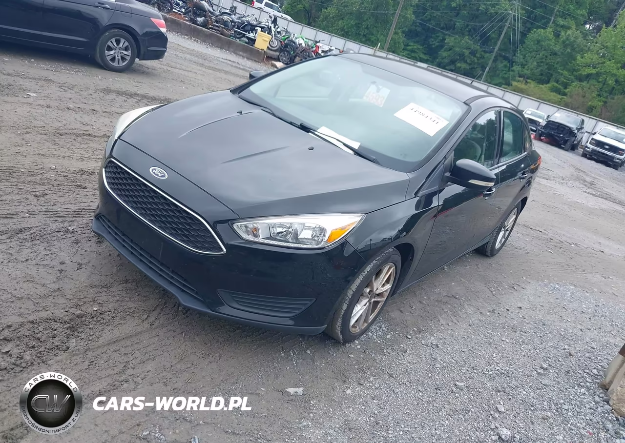 2015 Ford Focus Se VIN:1FADP3F27FL273201 - 2