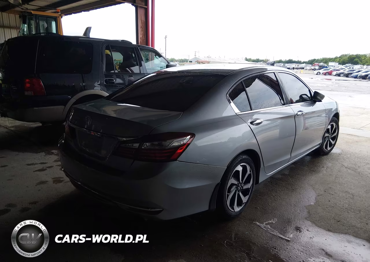 2017 Honda Accord Lx VIN:1HGCR2F32HA091022 - 4