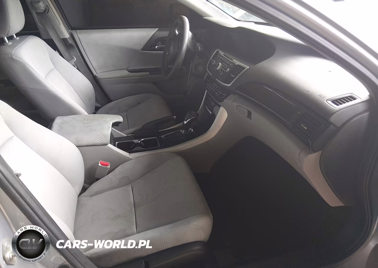 2017 Honda Accord Lx VIN:1HGCR2F32HA091022 - 5
