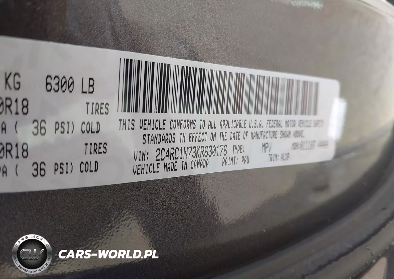 2019 Chrysler Pacifica Hybrid Limited VIN:2C4RC1N73KR630176 - 9