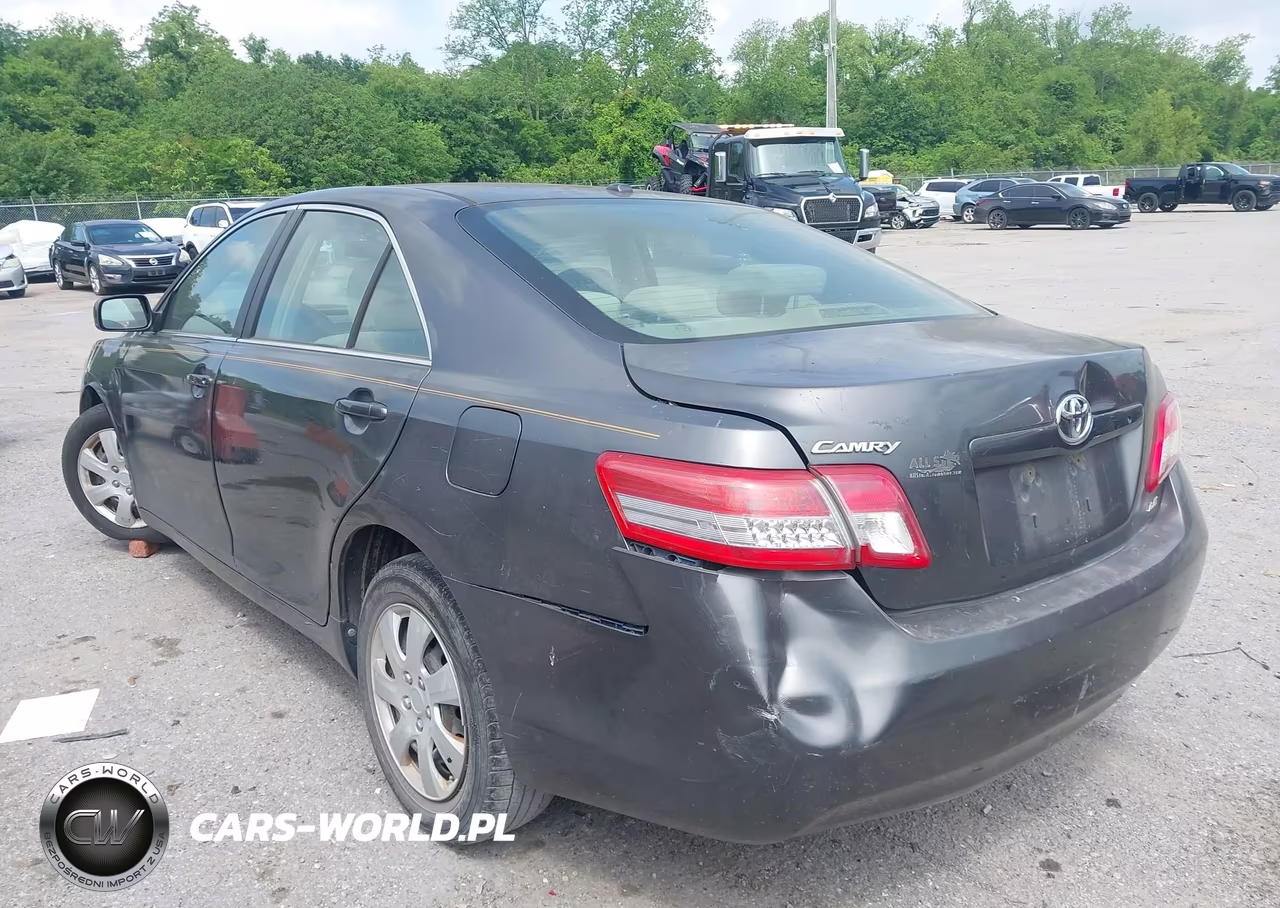 2010 Toyota Camry Le VIN:4T4BF3EK9AR017040 - 3