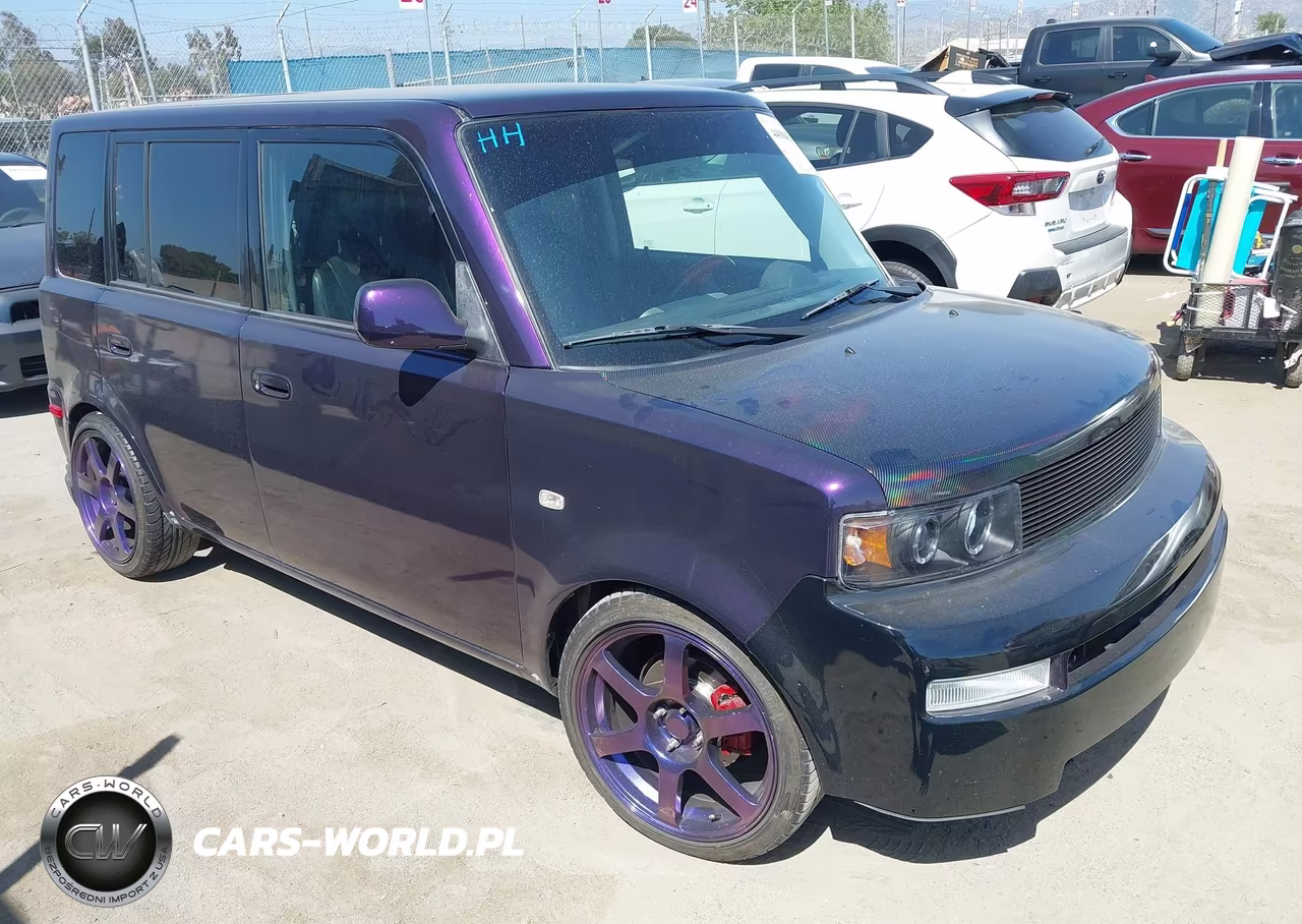 2004 Scion Xb