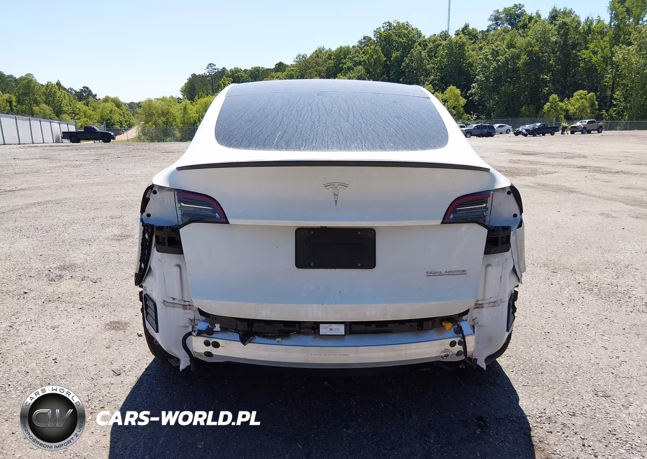 2022 Tesla Model Y Performance Dual Motor All-Wheel Drive VIN:7SAYGDEF2NF564568 - 17