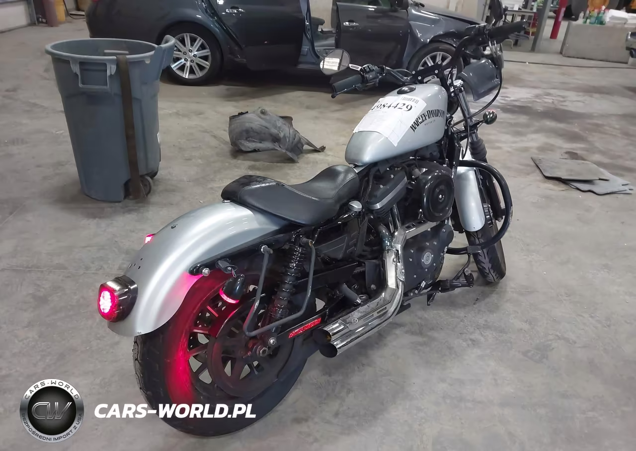 2015 Harley-Davidson Xl883 Iron 883 VIN:1HD4LE214FC402041 - 4