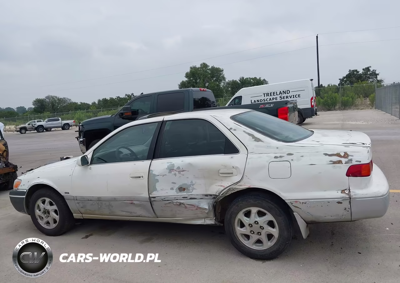 2001 Toyota Camry Le VIN:JT2BG22K710572935 - 14