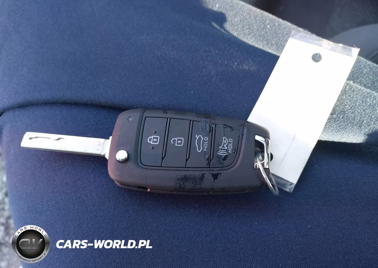 2026 Hyundai Elantra Se VIN:KMHLL4DG7TU201339 - 11