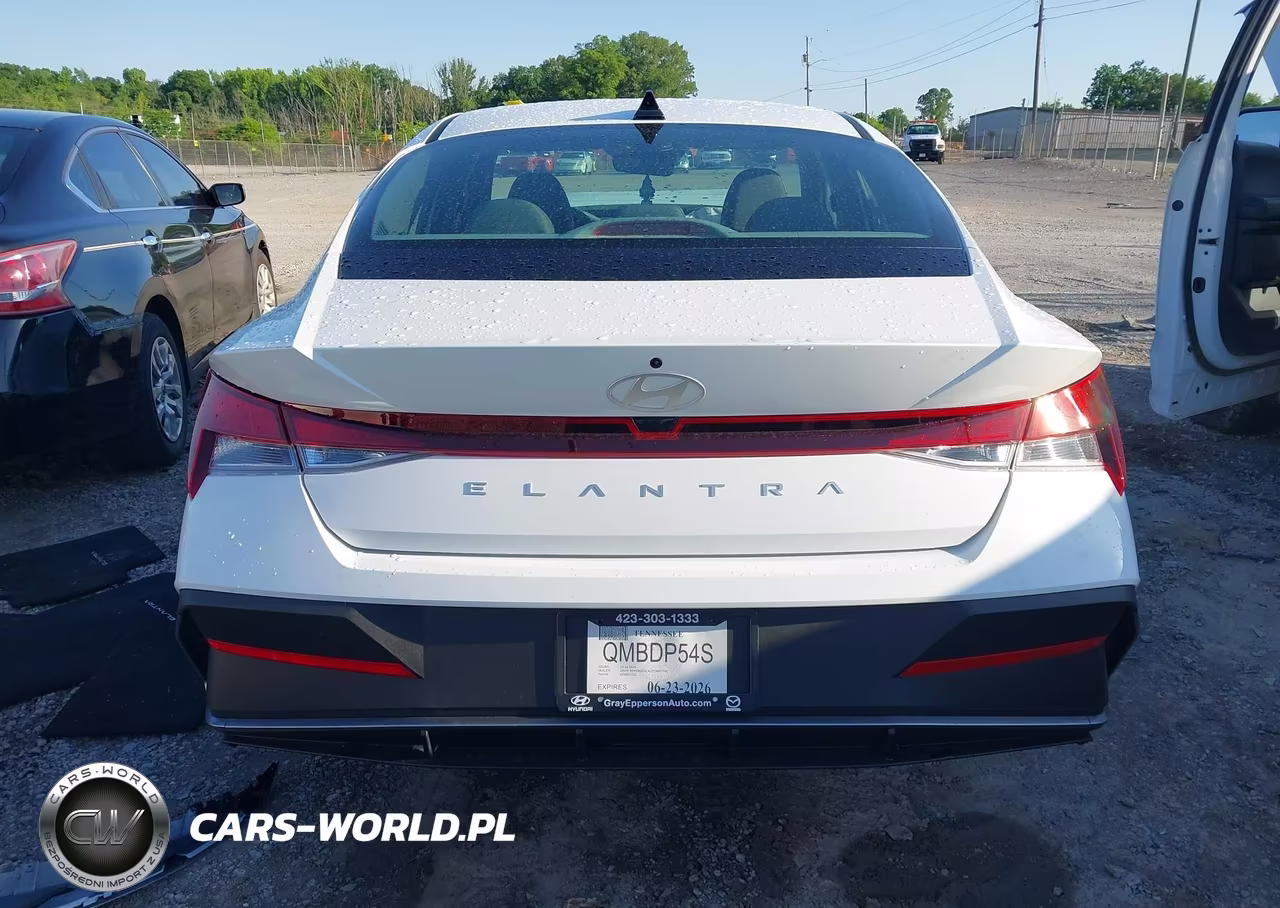 2026 Hyundai Elantra Se VIN:KMHLL4DG7TU201339 - 17