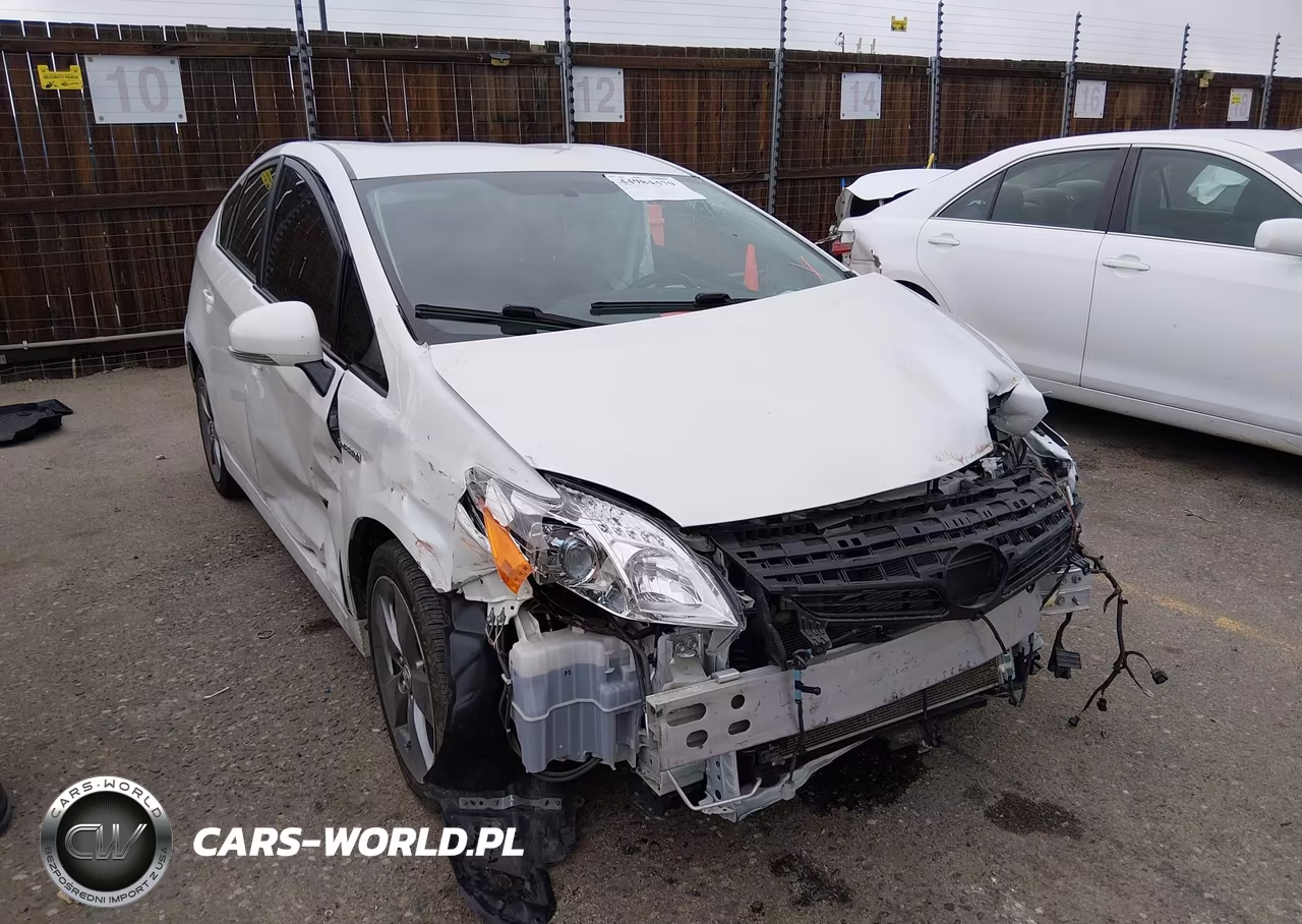 2015 Toyota Prius Persona Series Special Edition – zdjęcie 1 z 16