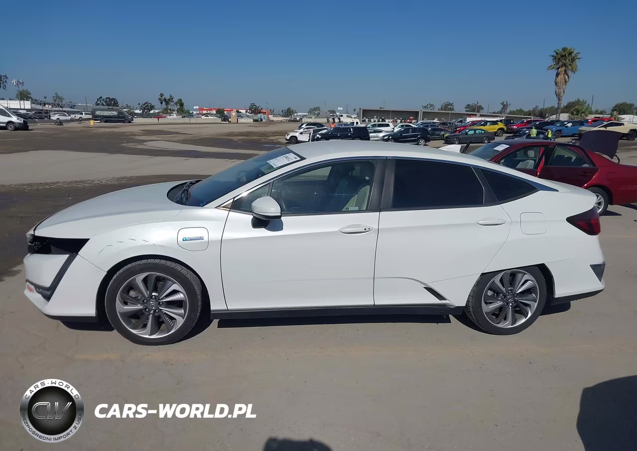 2018 Honda Clarity Plug-In Hybrid VIN:JHMZC5F1XJC013879 - 15