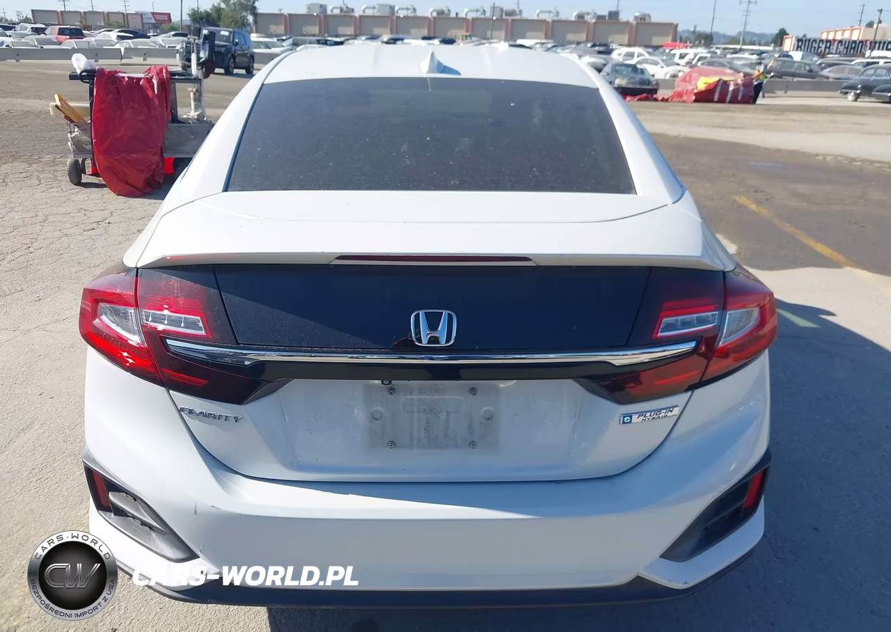 2018 Honda Clarity Plug-In Hybrid VIN:JHMZC5F1XJC013879 - 17