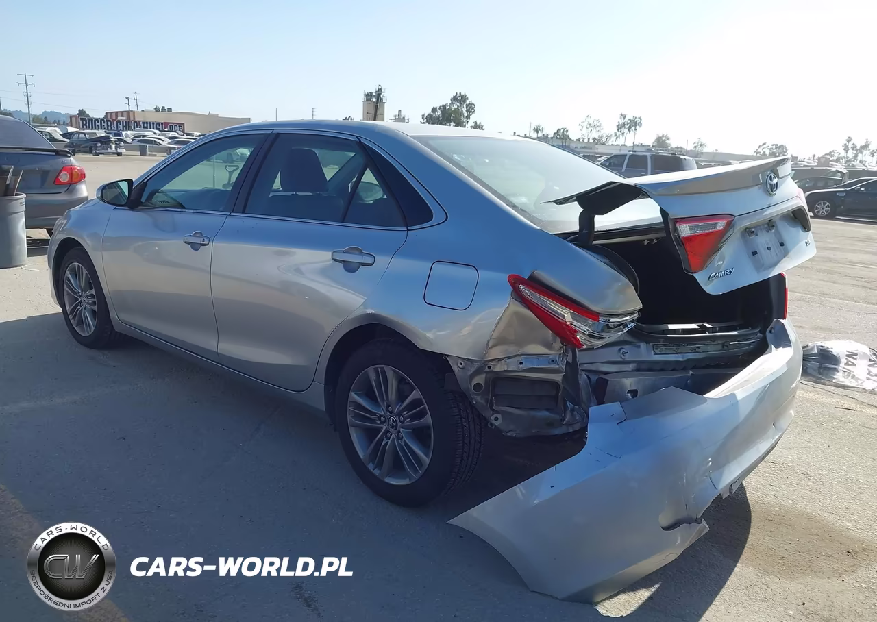 2015 Toyota Camry Se VIN:4T1BF1FK9FU487654 - 3