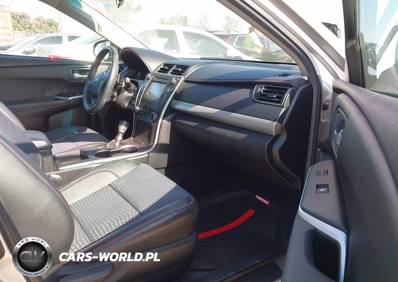2015 Toyota Camry Se VIN:4T1BF1FK9FU487654 - 5